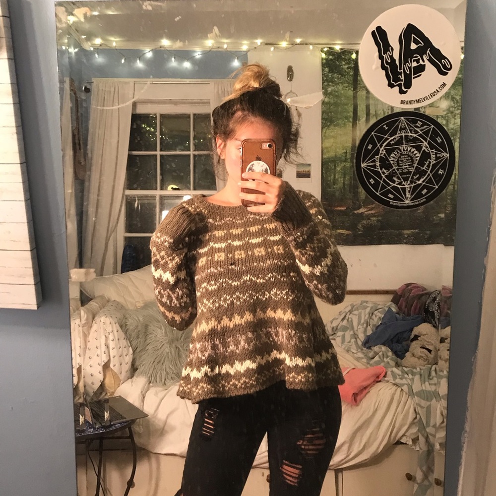 Free people sweater. Never worn